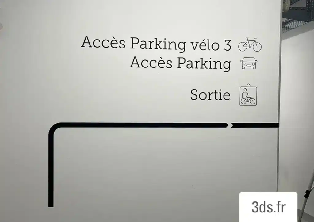 signaletique directionnelle parking icona or helia moore designe 3ds groupe